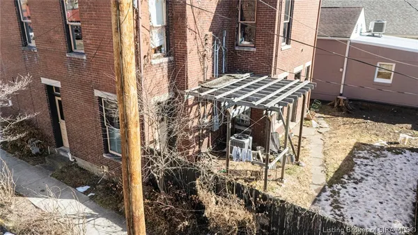 $425,000 | 845 West Main Street, Madison, IN 47250