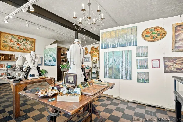 $425,000 | 845 West Main Street, Madison, IN 47250