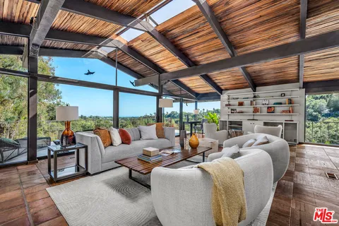 $2,600,000 | 1731 Westridge Road, Los Angeles, CA 90049
