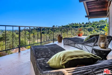 $2,600,000 | 1731 Westridge Road, Los Angeles, CA 90049