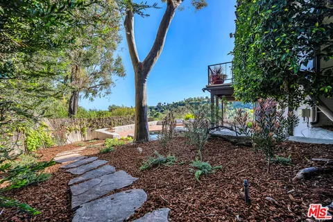 $2,600,000 | 1731 Westridge Road, Los Angeles, CA 90049