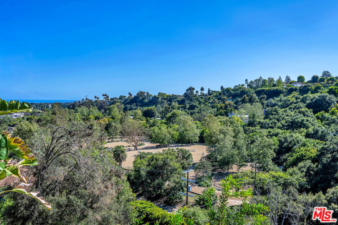 1731 Westridge Road Los Angeles, CA 90049 - Photo 37 of 43