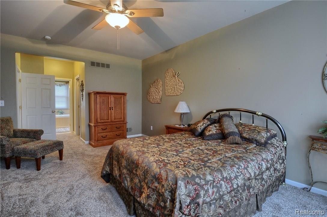 2236 Avon Lake Lane Rochester, MI 48307 - Photo 17 of 30 Master Bedroom