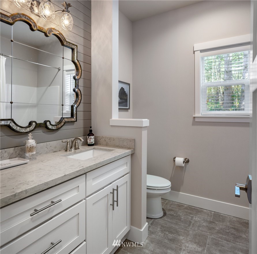 306 Southwest Pine Road Port Orchard, WA 98367 - Photo 17 of 25 Gallery Image 17