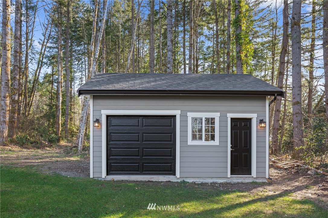 306 Southwest Pine Road Port Orchard, WA 98367 - Photo 21 of 25 Gallery Image 21