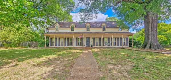 $549,900 | 2254 Kirby Parkway, Memphis, TN 38119