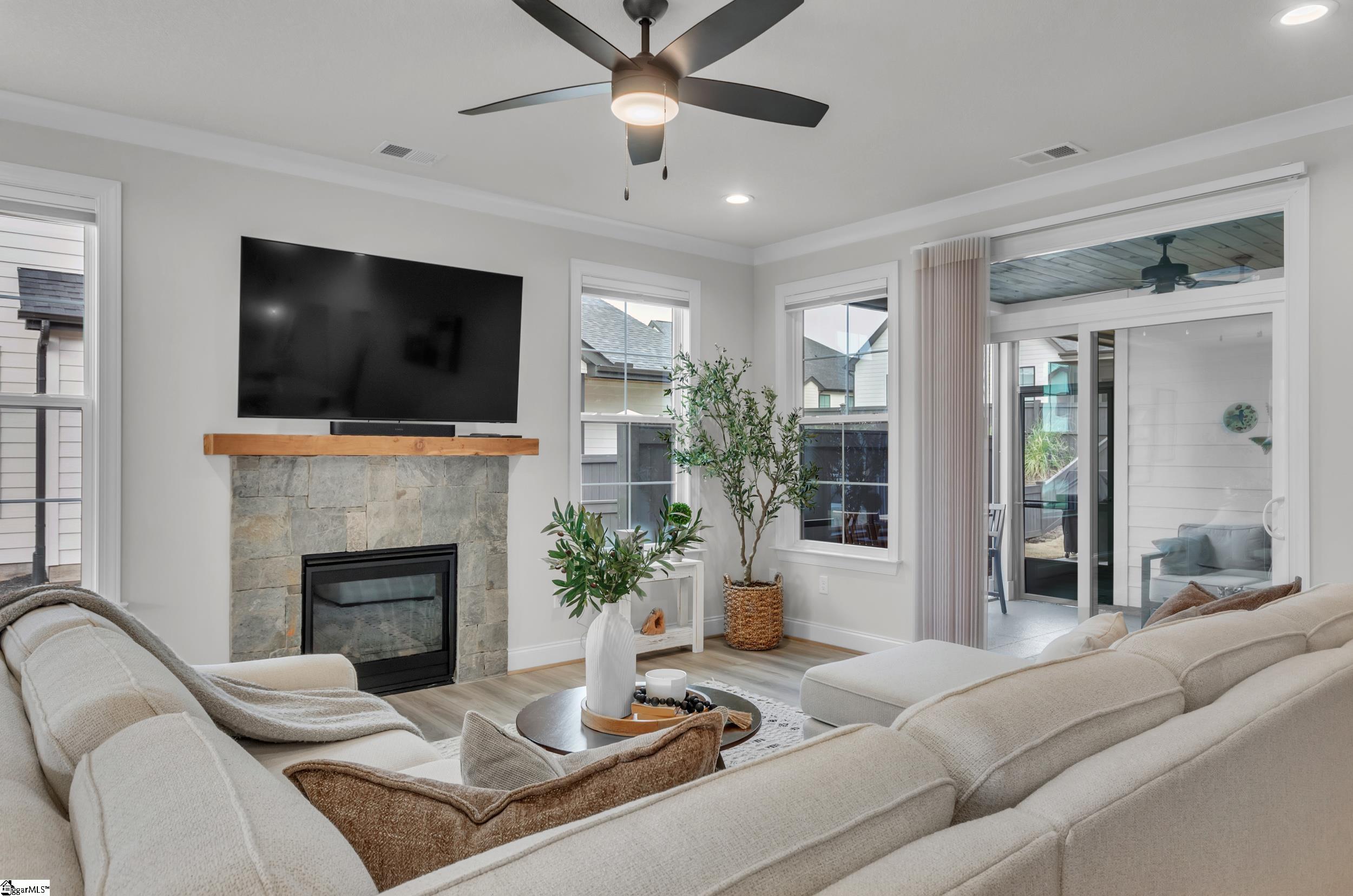 316 Bonnell Road Simpsonville, SC 29681 - Photo 3 of 31