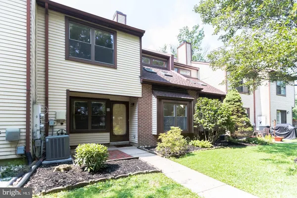 $2,350 | 13 Heather Court, Newtown, PA 18940