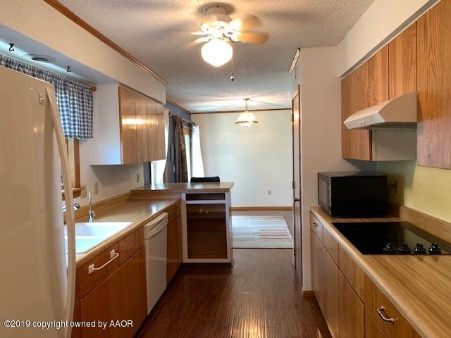 2001 Colgate Drive Perryton, TX 79070 - Photo 20 of 26 IMG_5567