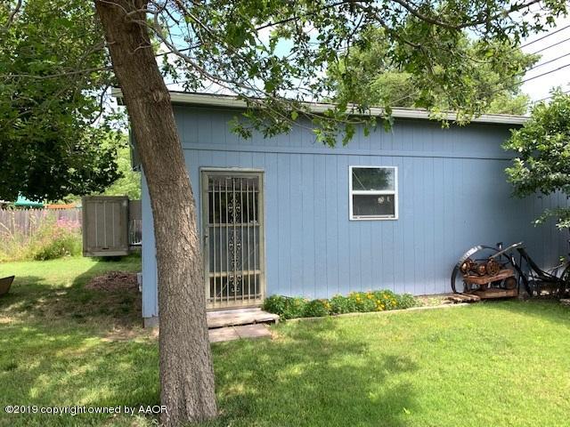 2001 Colgate Drive Perryton, TX 79070 - Photo 24 of 26 IMG_5572