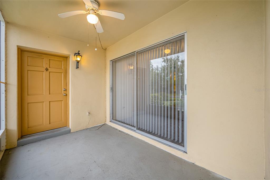 50 Liberty Way, Unit 10 Palm Harbor, FL 34684 - Photo 18 of 23 a view of a hallway with entryway