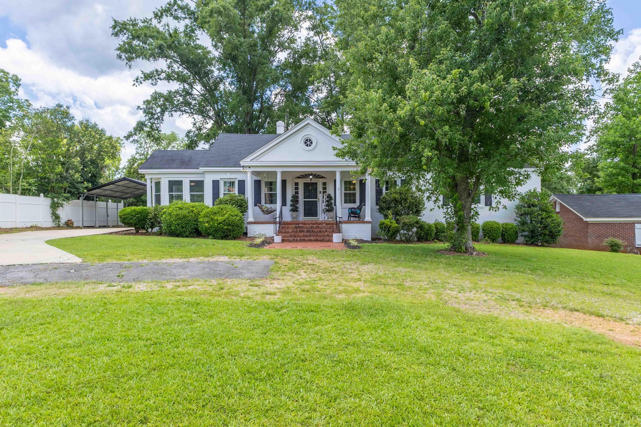 507 Roland Avenue Johnston, SC 29832 - Photo 1 of 30
