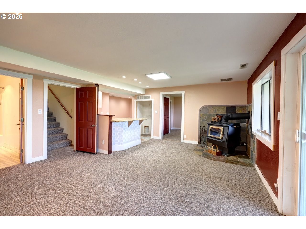 91828 Akerstedt Road Astoria, OR 97103 - Photo 25 of 48 a view of a room with walk in closet