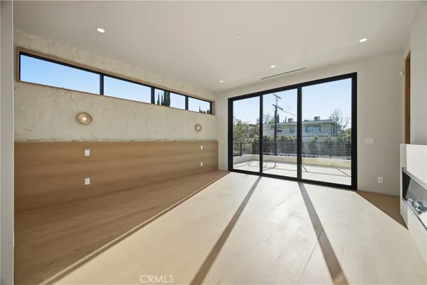 $18,500 | 4827 Stansbury Avenue, Sherman Oaks, CA 91423
