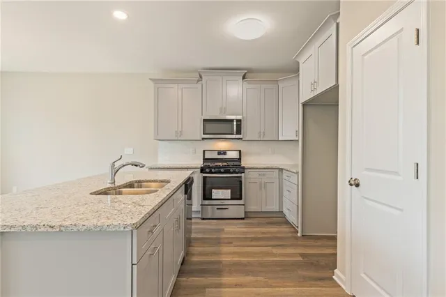 $2,500 | 978 Valley Rock Drive, Lithonia, GA 30058