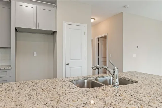 $2,500 | 978 Valley Rock Drive, Lithonia, GA 30058