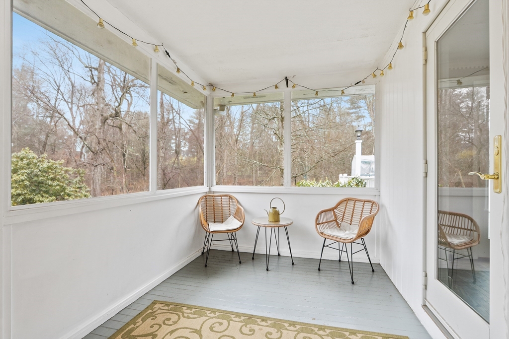 27 Locust Lane Needham, MA 02492 - Photo 8 of 37 Gallery Image 8