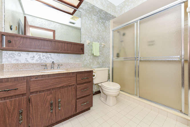 2472 Southeast Pinero Road Port St. Lucie, FL 34952 - Photo 16 of 28 2472 SE Pinero Rd Port St-small-017-021-