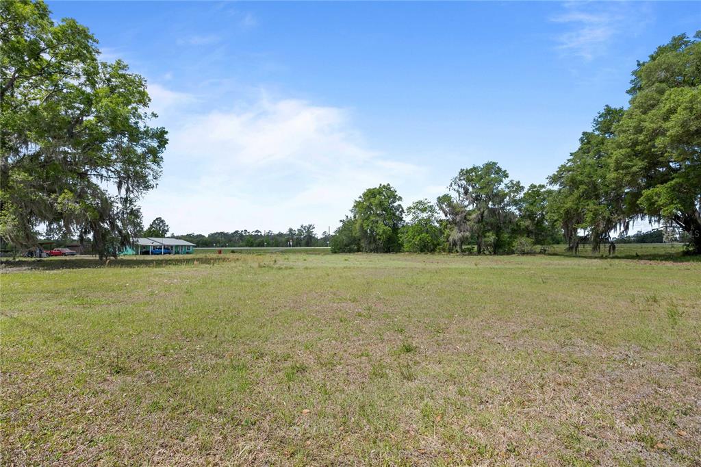 14024 County Road 757 Webster, FL 33597 - Photo 5 of 48
