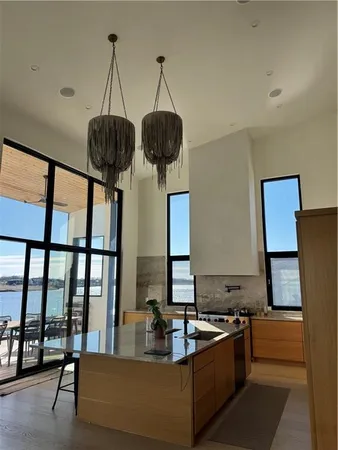 $5,200,000 | 16 Seminole Cir Lake, Lake Winnebago, MO 64034