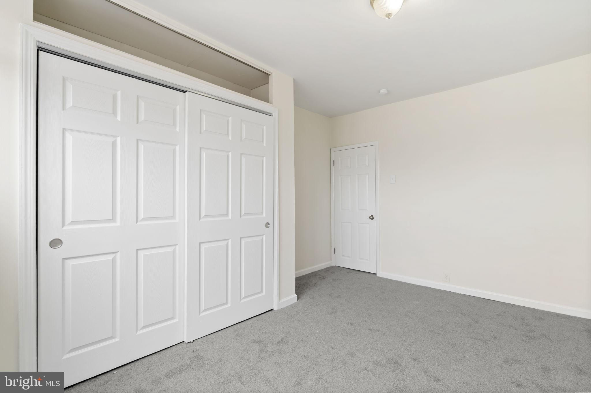 2246 South Hicks Street Philadelphia, PA 19145 - Photo 17 of 26