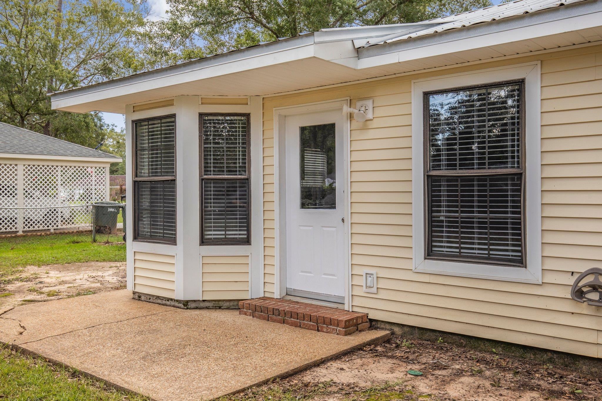 631 East Gate Circle Foley, AL 36535 - Photo 31 of 33