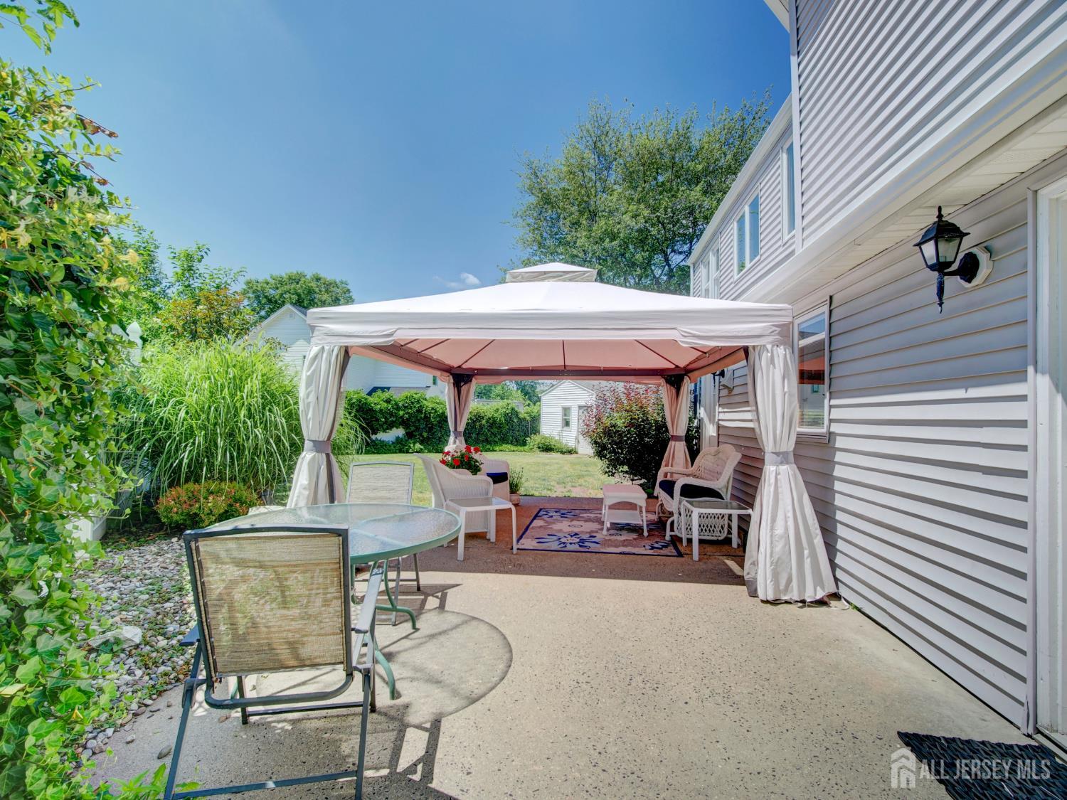 101 Idlewild Road Edison, NJ 08817 - Photo 36 of 42
