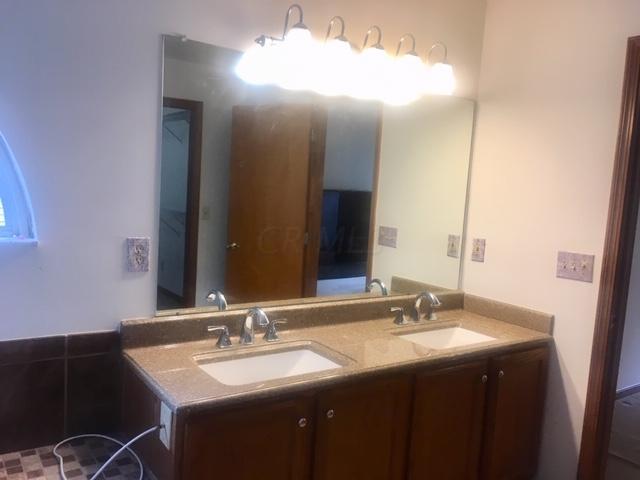8005 Rodebaugh Road Reynoldsburg, OH 43068 - Photo 14 of 43 Gallery Image 14