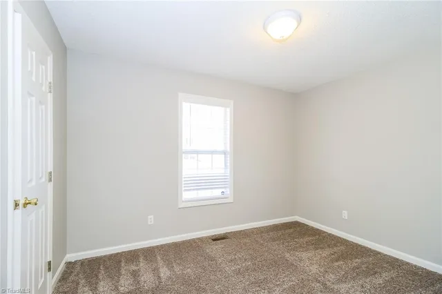 $1,855 | 226 Creek Meadow Drive, Lexington, NC 27295