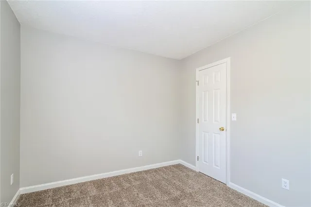 $1,855 | 226 Creek Meadow Drive, Lexington, NC 27295