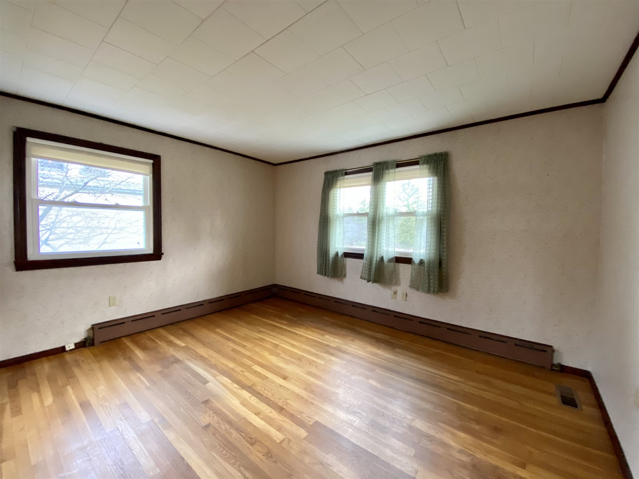 1507 Baptist Hill Road Lunenburg, VT 05906 - Photo 15 of 27