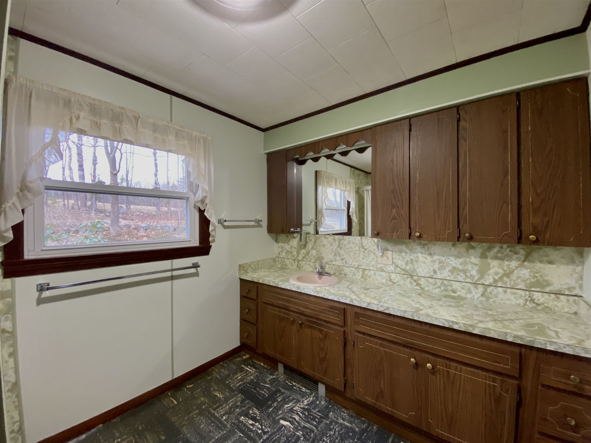 1507 Baptist Hill Road Lunenburg, VT 05906 - Photo 19 of 27