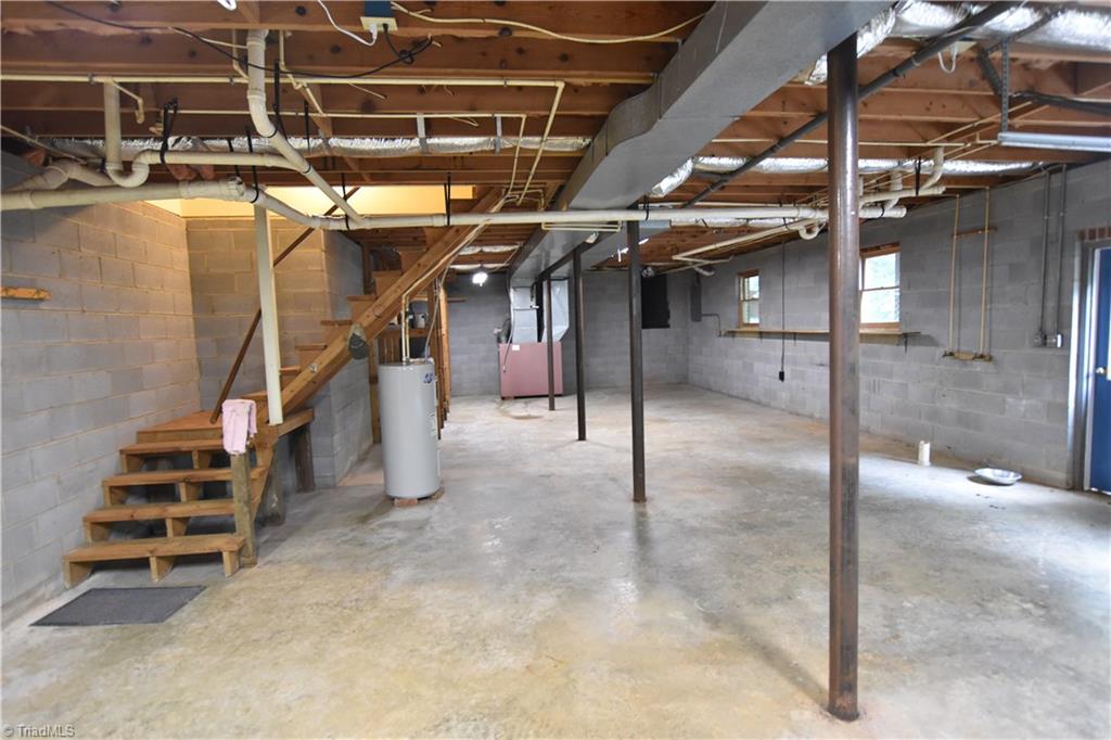 3341 Dal Road East Bend, NC 27018 - Photo 12 of 30 Gallery Image 12