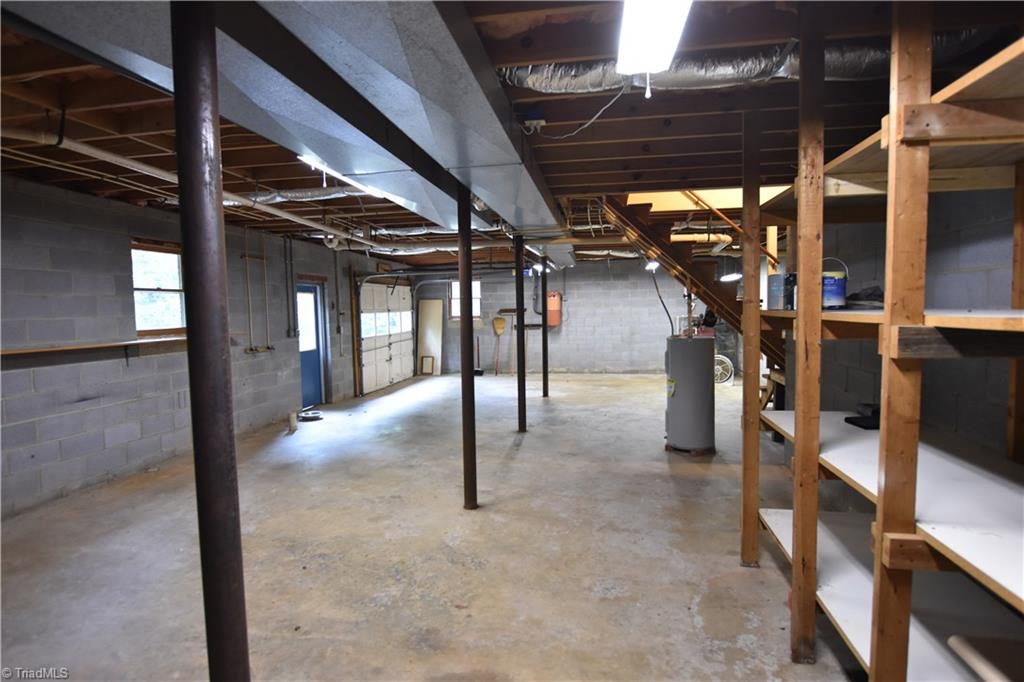 3341 Dal Road East Bend, NC 27018 - Photo 13 of 30 Gallery Image 13