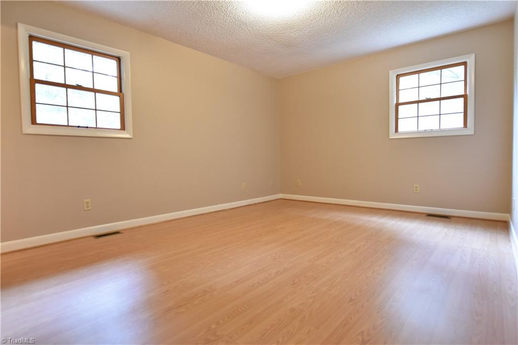 3341 Dal Road East Bend, NC 27018 - Photo 8 of 30 Gallery Image 8