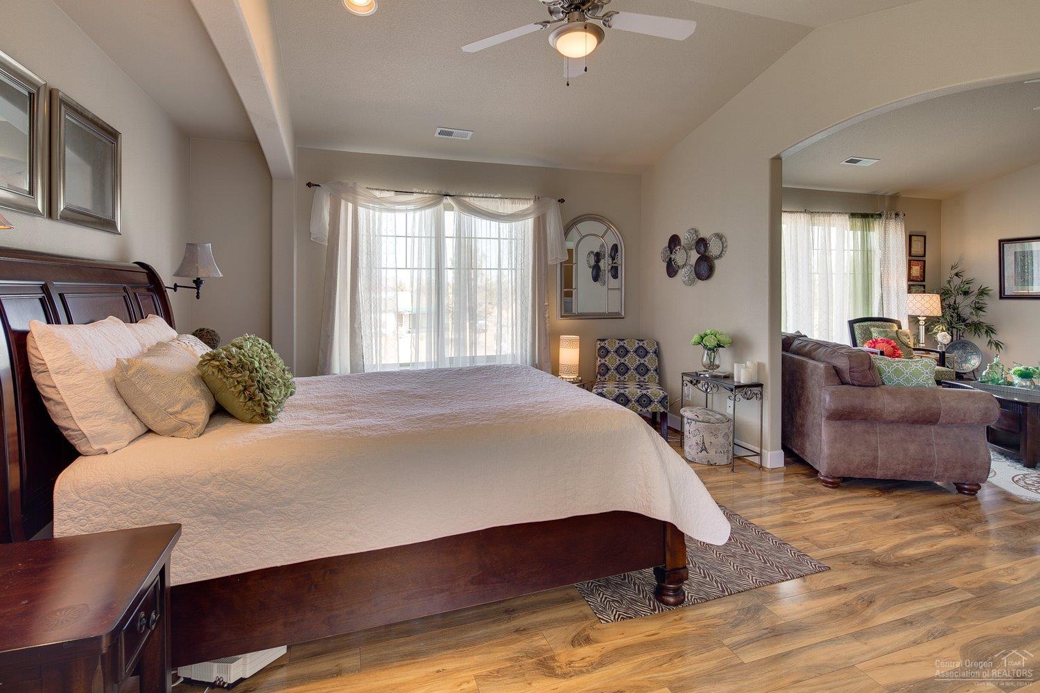798 Northwest 28th Loop Redmond, OR 97756 - Photo 15 of 22 Additional Photo