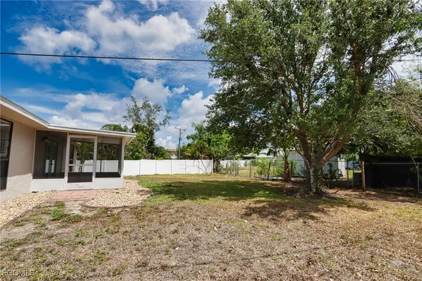 $2,300 | 7188 Bucknell Drive, Fort Myers, FL 33908