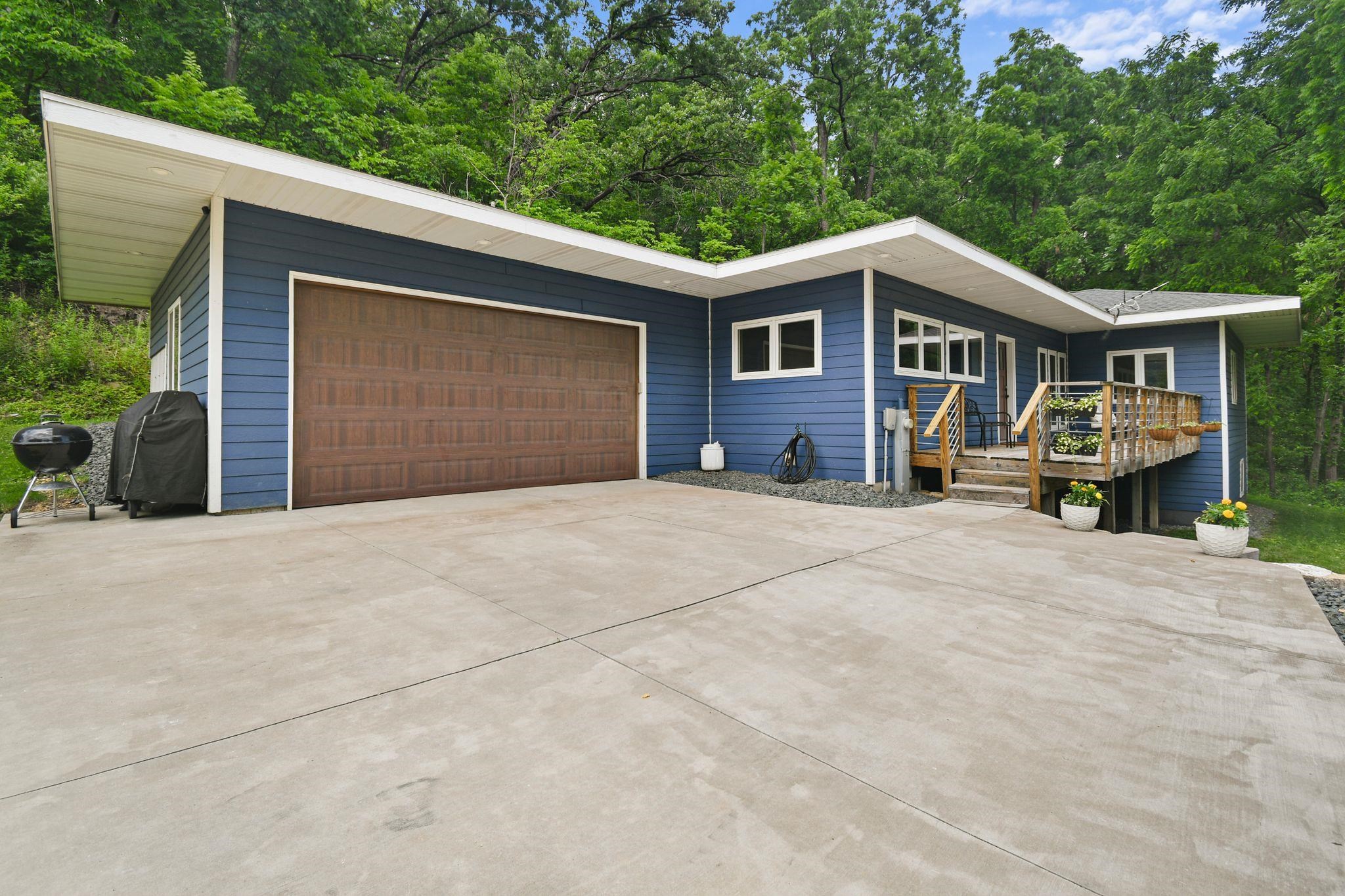 7330 Roberts Road Arena, WI 53503 - Photo 2 of 48 Gallery Image 2