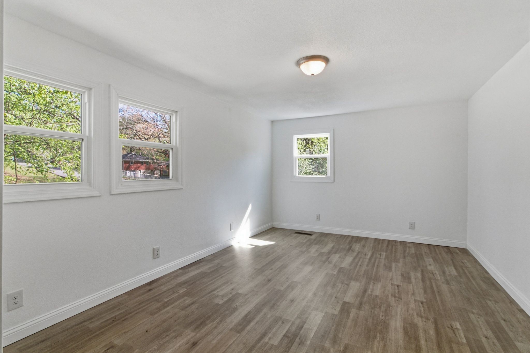 416 Powell Street Paris, TN 38242 - Photo 14 of 26