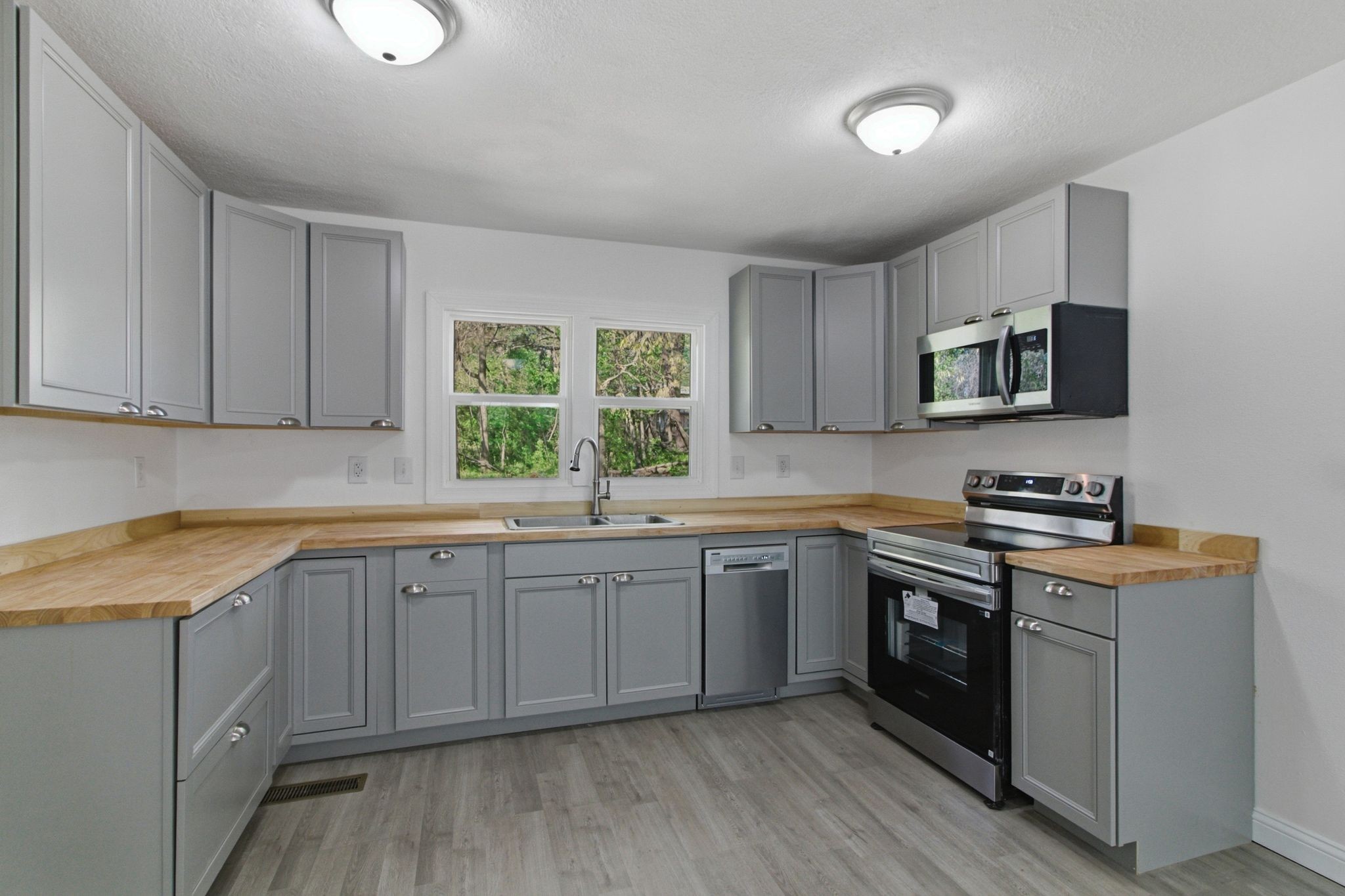 416 Powell Street Paris, TN 38242 - Photo 9 of 26