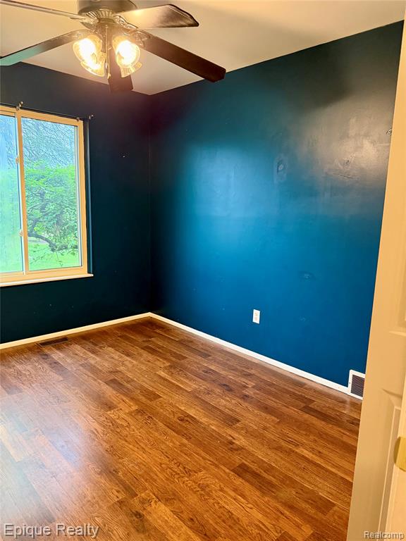 620 Carpenter Road Flushing, MI 48433 - Photo 10 of 38