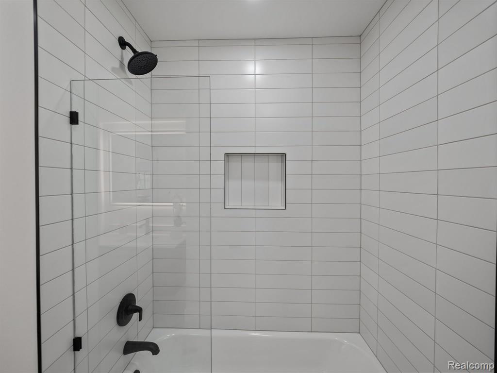 16167 Reedmere Avenue Beverly Hills, MI 48025 - Photo 20 of 27