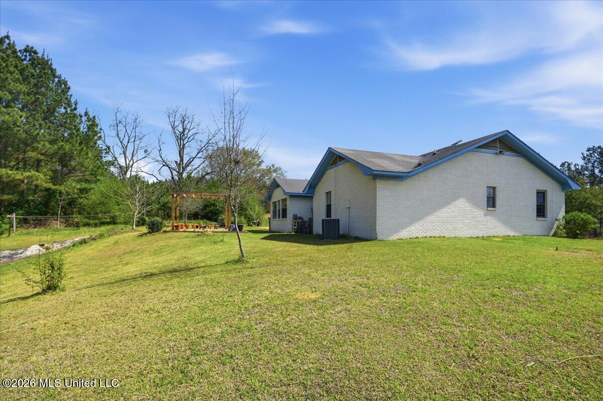 217 Malone Road Carthage, MS 39051 - Photo 31 of 34 07-217_Malone_Road_008