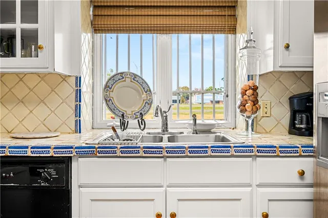 $289,500 | 202 Sweetbriar Drive, Alexandria, LA 71303