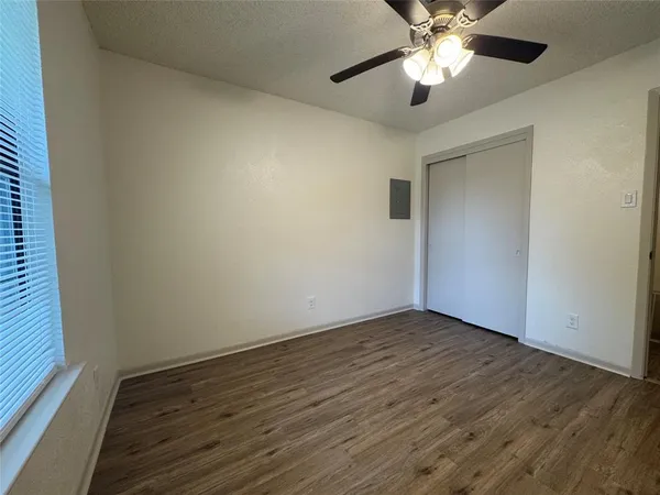 $2,800 | 3731 Avenue M, Fort Worth, TX 76105