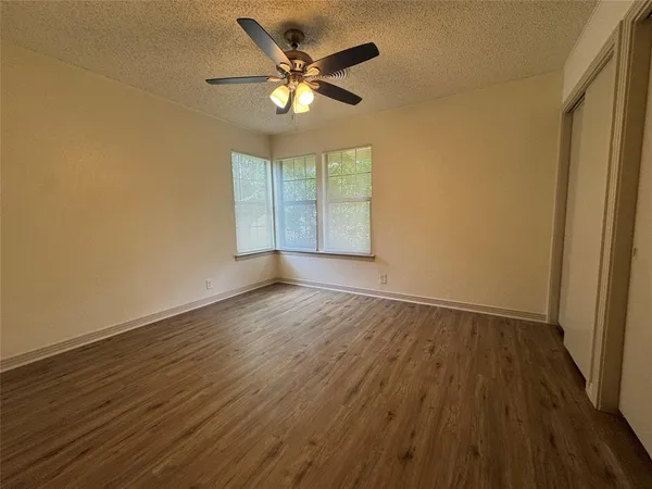 $2,800 | 3731 Avenue M, Fort Worth, TX 76105