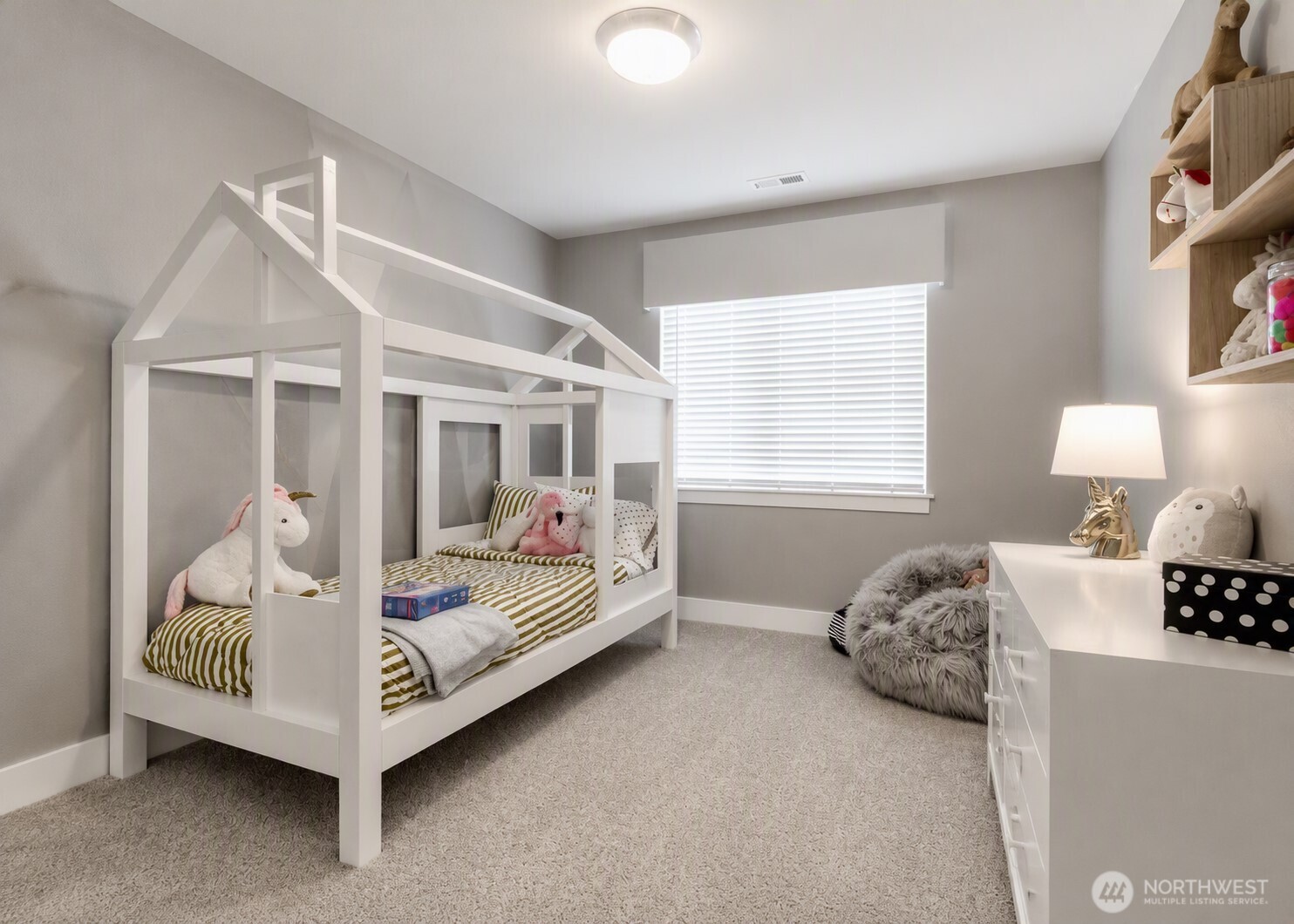 22713 35th Avenue Southeast Bothell, WA 98021 - Photo 22 of 40 Gallery Image 22