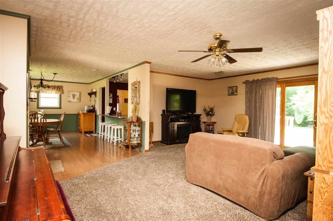 2426 Dead Level Road Hazleton, IN 47640 - Photo 6 of 26