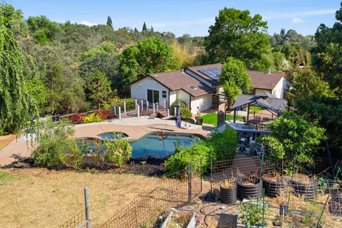 $879,900 | 121 Prospector Court, Folsom, CA 95630