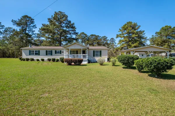 $180,000 | 37 Whispering Pines Lane, Quincy, FL 32351
